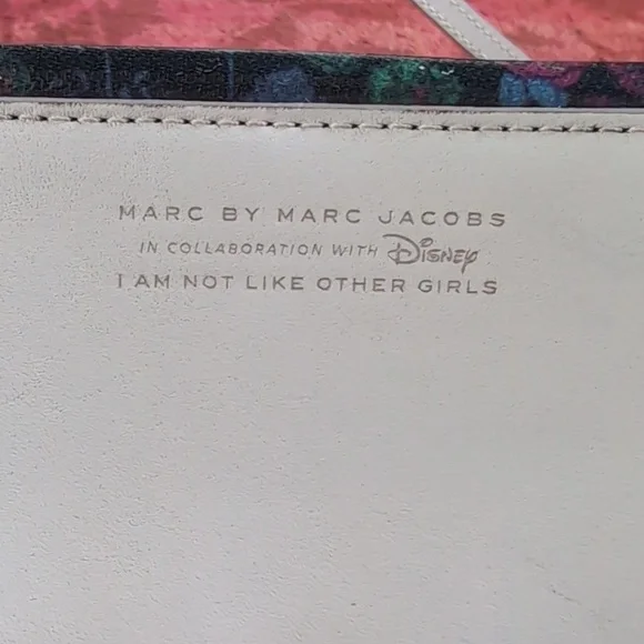 Marc by Marc Jacobs Disney purse - Picture 2 of 10